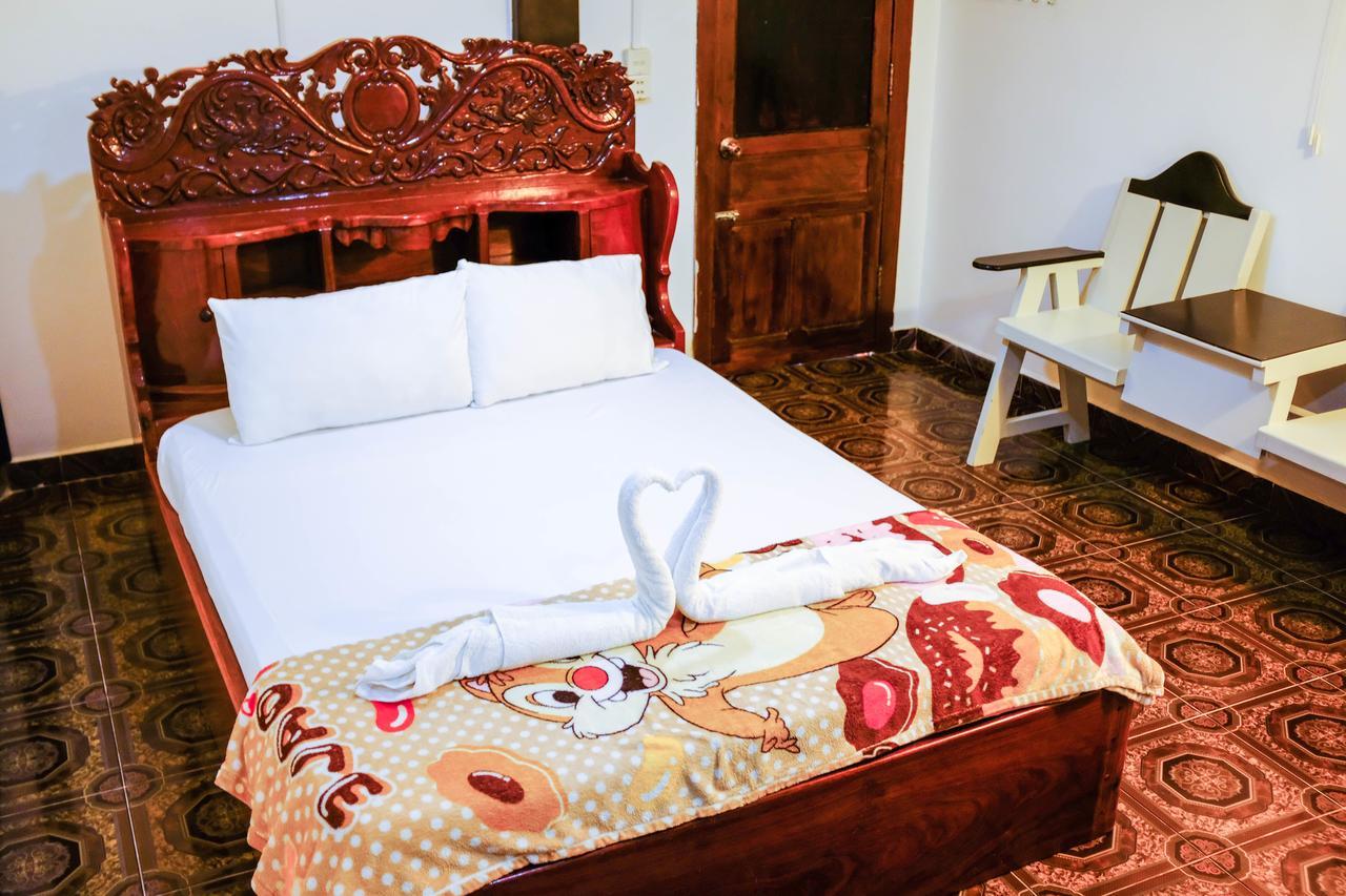 Por Chey Hotel Battambang Ngoại thất bức ảnh